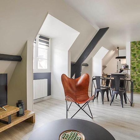 Appartement La Casa Centra Charm At Falaise'S Downtown à Falaise  Extérieur photo